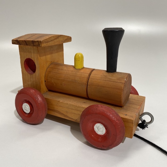 TOY, Wooden Train w Red Wheels